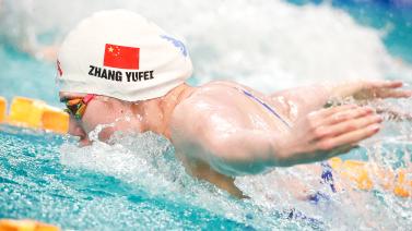 羽毛球真是等级差距 业余啥杀板不如专业杀板，羽业金会天脑杀板.